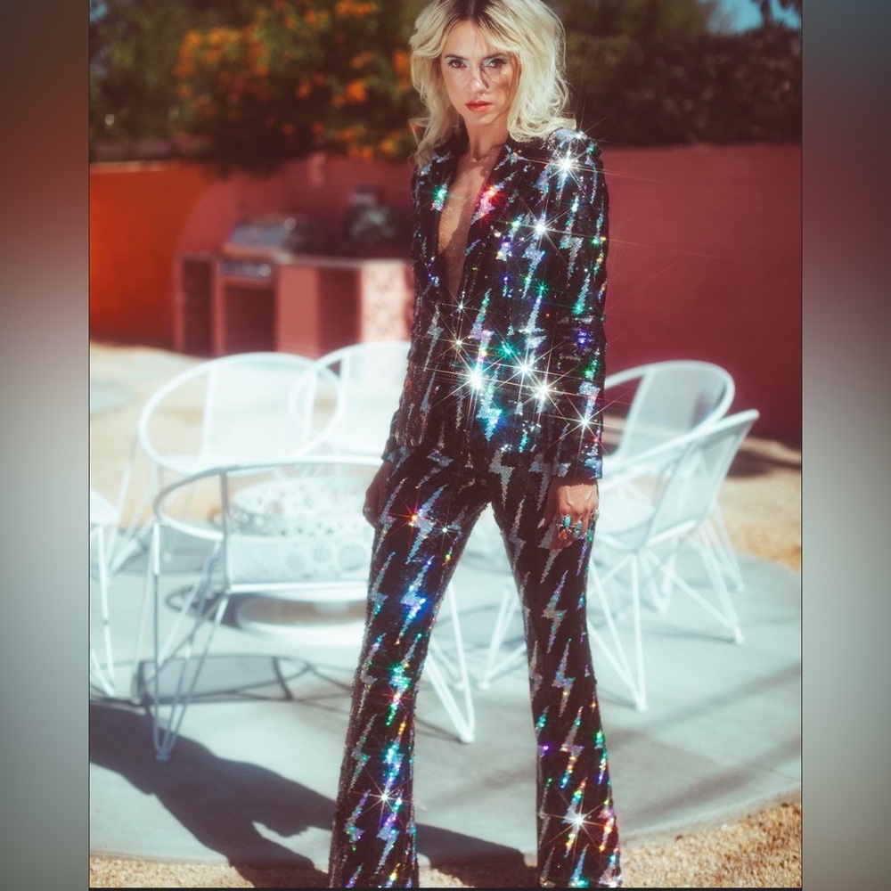Black and Silver Sequin Suit with Lightning Pattern 2xl (see measurements) NWOT